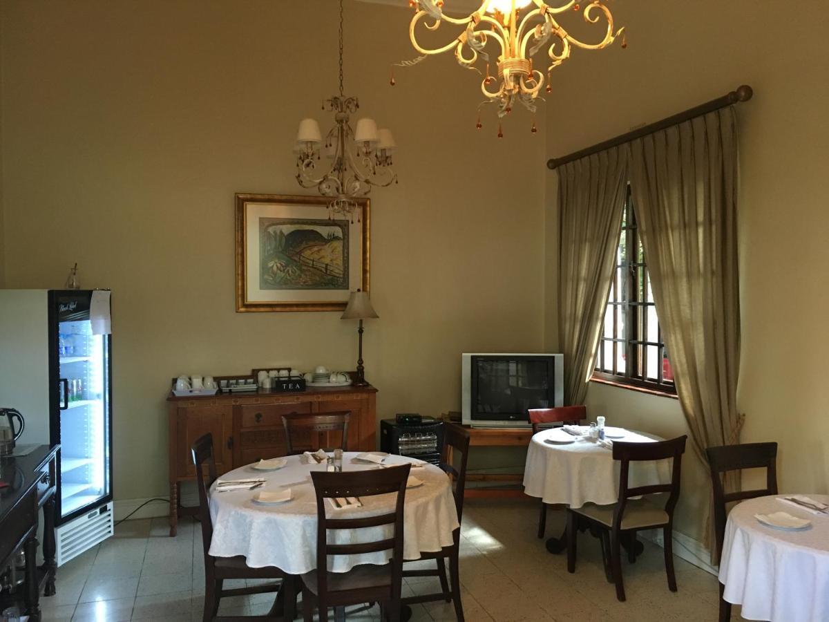 Melville Turret Guesthouse Йоханнесбург Экстерьер фото