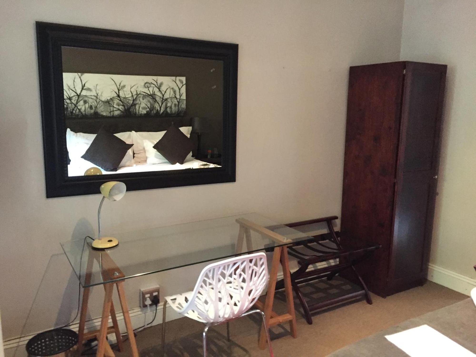Melville Turret Guesthouse Йоханнесбург Номер фото
