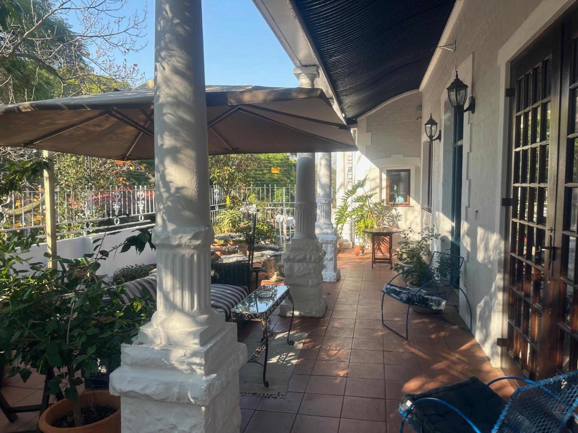 Melville Turret Guesthouse Йоханнесбург Экстерьер фото