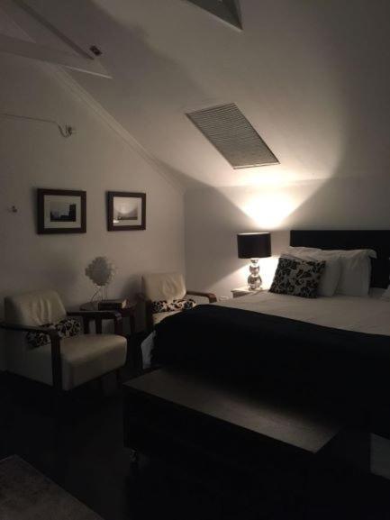 Melville Turret Guesthouse Йоханнесбург Экстерьер фото